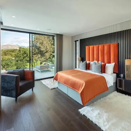 Luxury 6 Bedroom Dom wakacyjny *